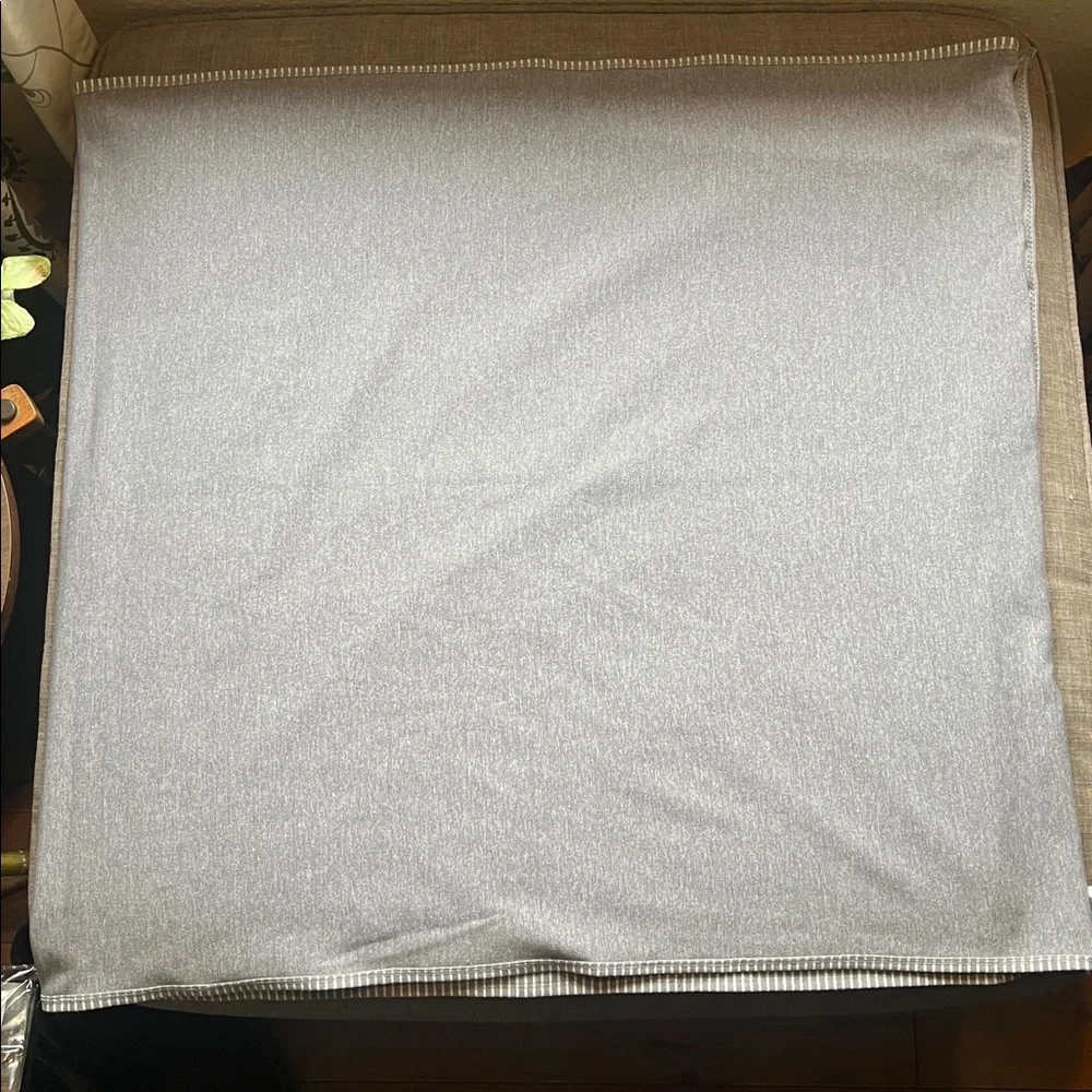 Lululemon Vinyasa Gray and White Striped Large Scarf Towel